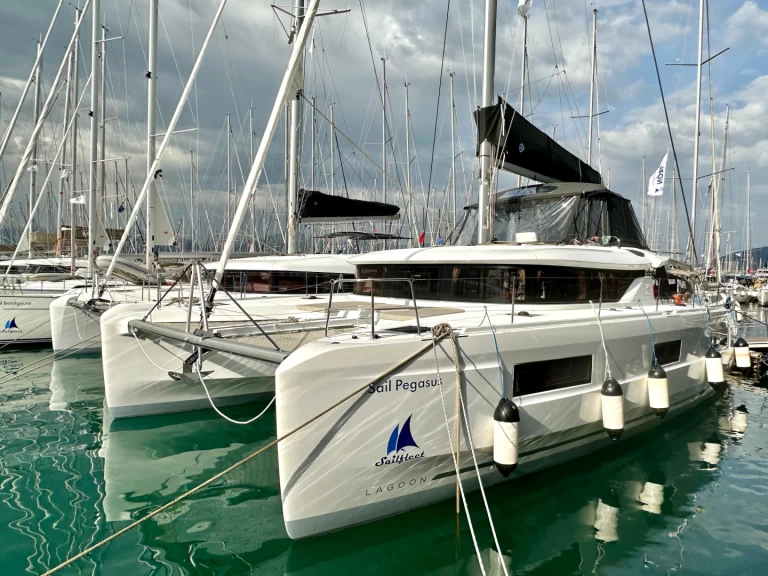 Catamarano a noleggio a Fethiye al miglior prezzo