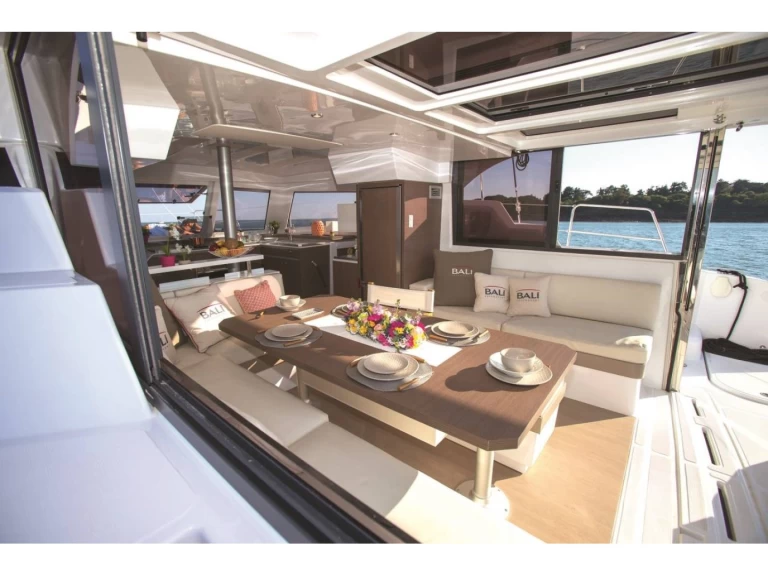 Noleggio Catamarano con o senza skipper Bali a Lávrio