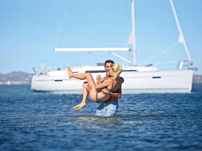 Noleggio Barca a vela a Sukošan – Bavaria Cruiser 37