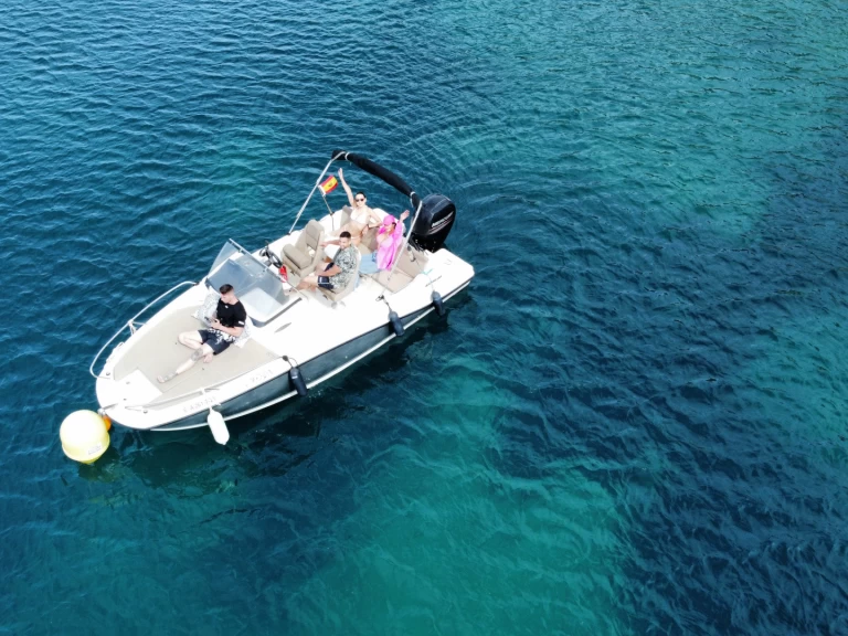 Noleggio a Calp / Calpe – Quicksilver Activ 605 Sundeck su SamBoat