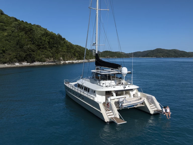 Noleggio Catamarano con o senza skipper suncost a Airlie Beach