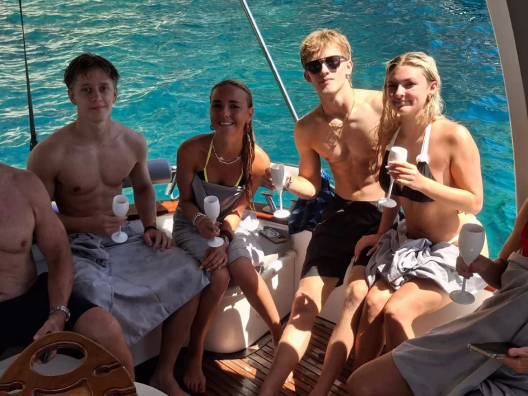 Noleggio barche Tirrenia Viveur 28 a Sorrento su Samboat