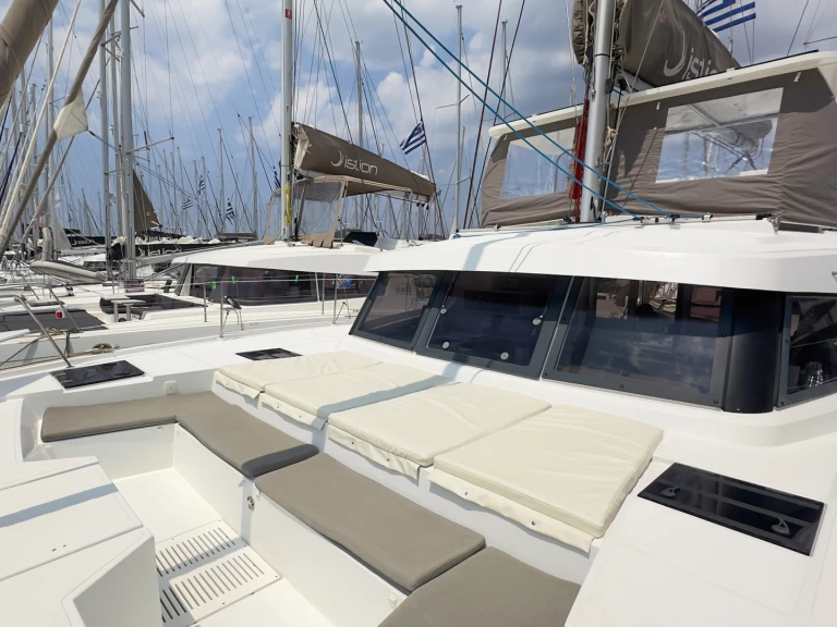 Noleggiare una Bali Bali Catspace Voile a Álimos