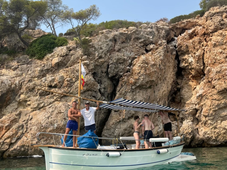 Noleggiare una Knort Catalana 32 Clasica a Palma de Maiorca