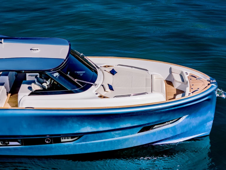 Noleggio barche Cannes economico Solaris Power Open 60