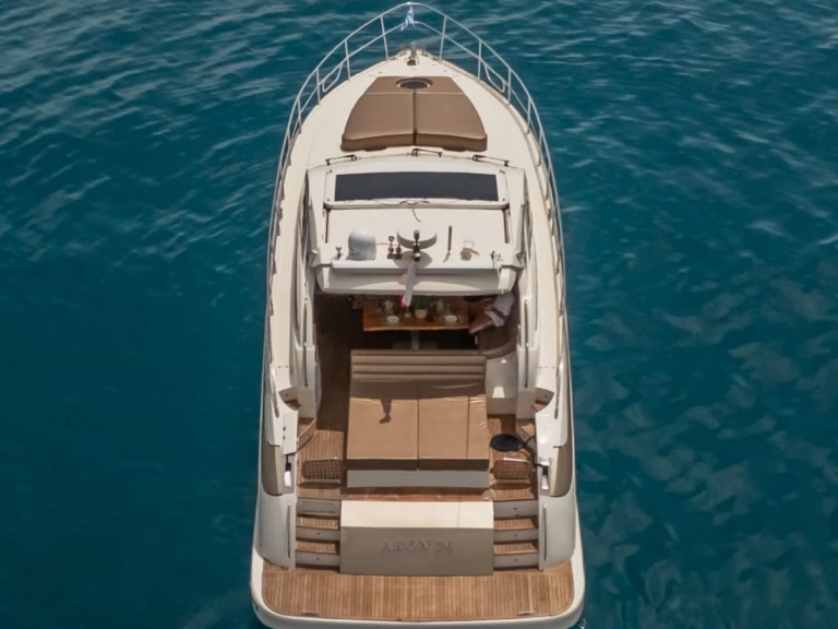 Noleggiare una Astondoa Astondoa 53 HT a Mykonos (Citta)