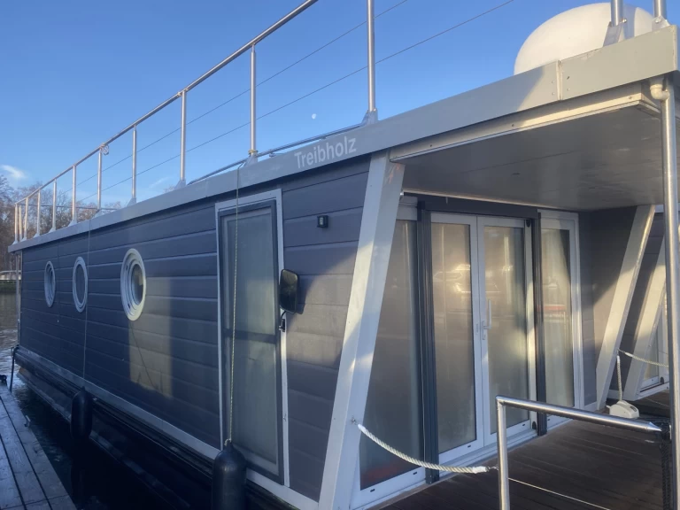 Noleggio barche Waren (Müritz) economico Woma D13 - Standard