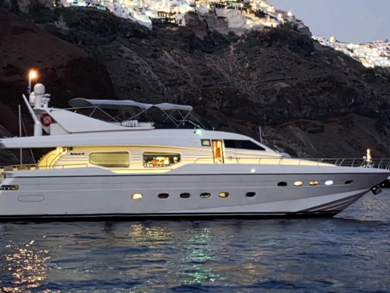 Noleggio barche Posillipo 80 a Mykonos (Citta) su Samboat
