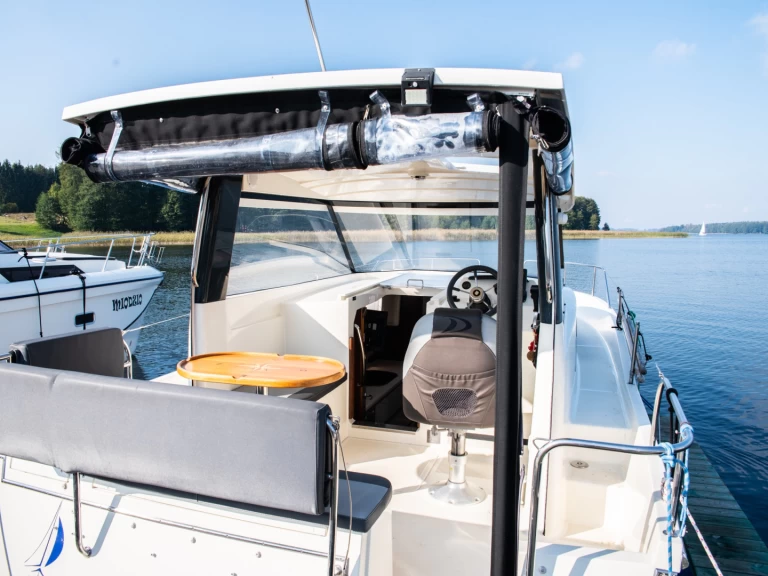 nautika 830 da affittare a  Ogonki