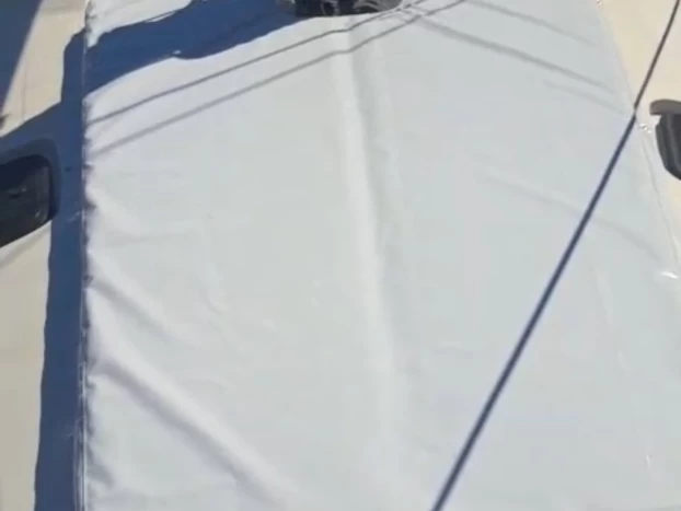 Barca a vela a noleggio a Álimos al miglior prezzo