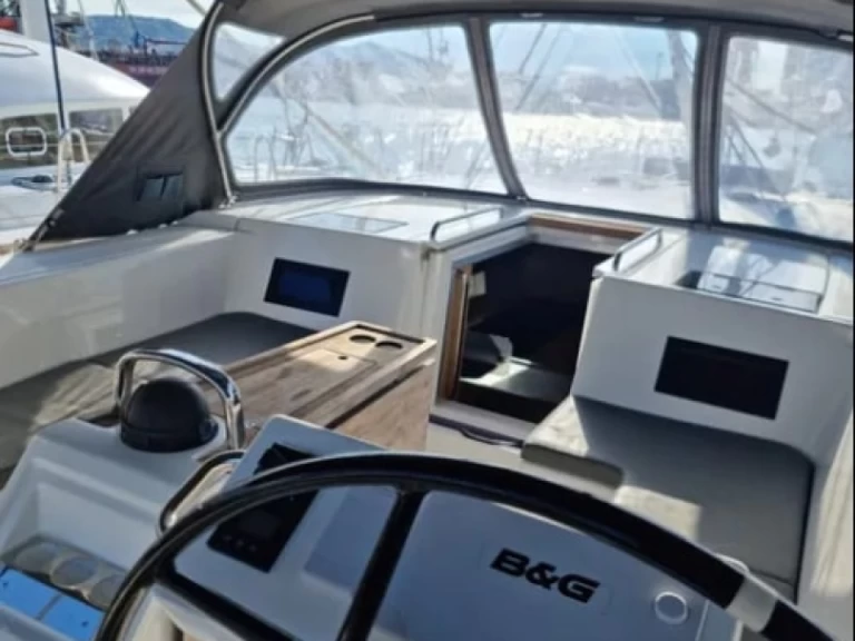 Barca a vela a noleggio a Volos al miglior prezzo