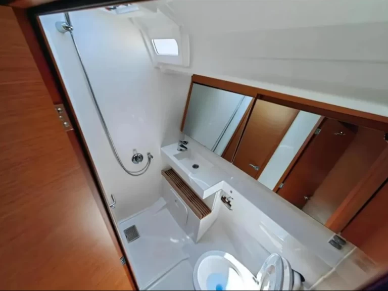 Jeanneau Sun Odyssey 440[G] da affittare a  Álimos