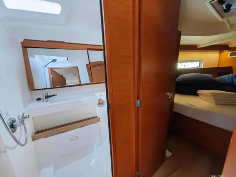 Noleggio a Álimos – Jeanneau Sun Odyssey 440[G] su SamBoat