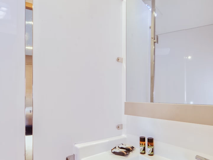 Noleggio Catamarano con o senza skipper Fountaine Pajot a Lefkáda