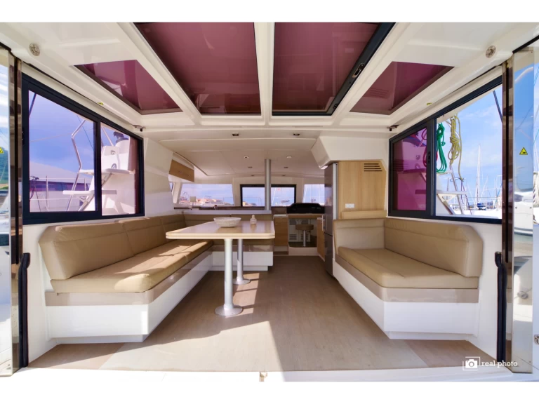 Catamarano a noleggio a Olbia al miglior prezzo