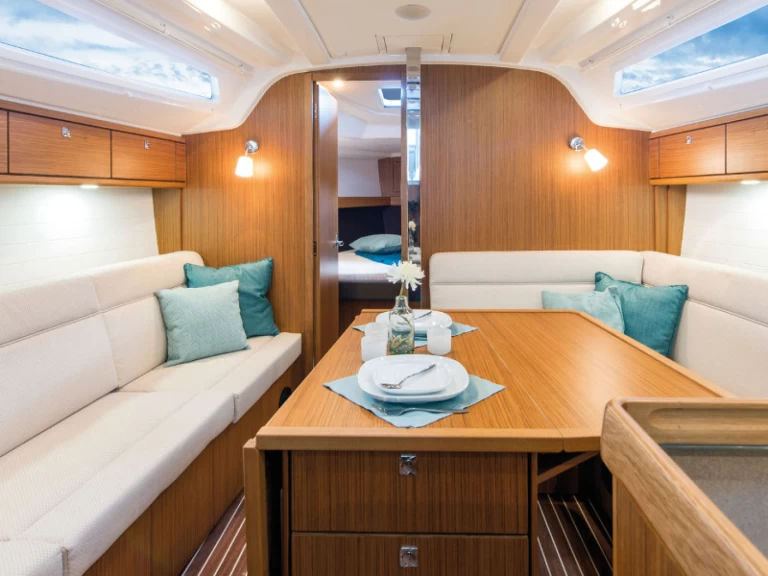 Barca a vela a noleggio a Lemmer al miglior prezzo