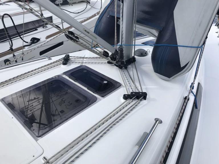 Noleggio barche Cugnana Verde economico Bavaria Cr 34