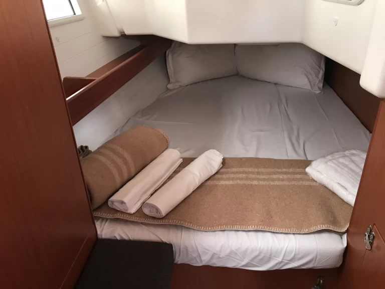 Noleggio barche Bavaria Bavaria Cr 34 a Cugnana Verde su Samboat