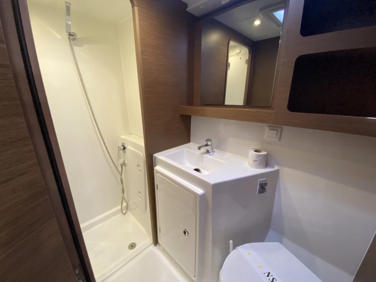 Noleggio Catamarano Lagoon con patente nautica