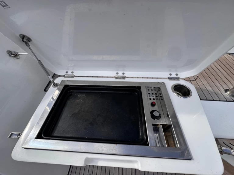 Noleggiare una Lagoon Lagoon 55 a Bas du Fort