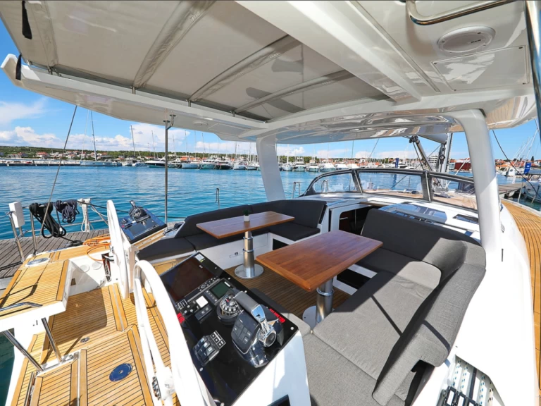 Noleggio Barca a vela Hanse con patente nautica