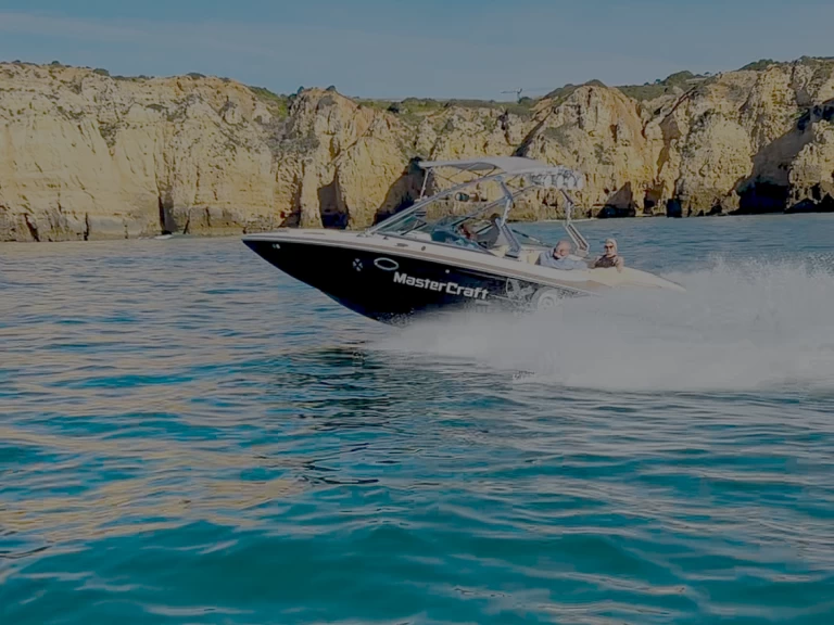 Noleggio barche Mastercraft X80 a Marina de Lagos su Samboat
