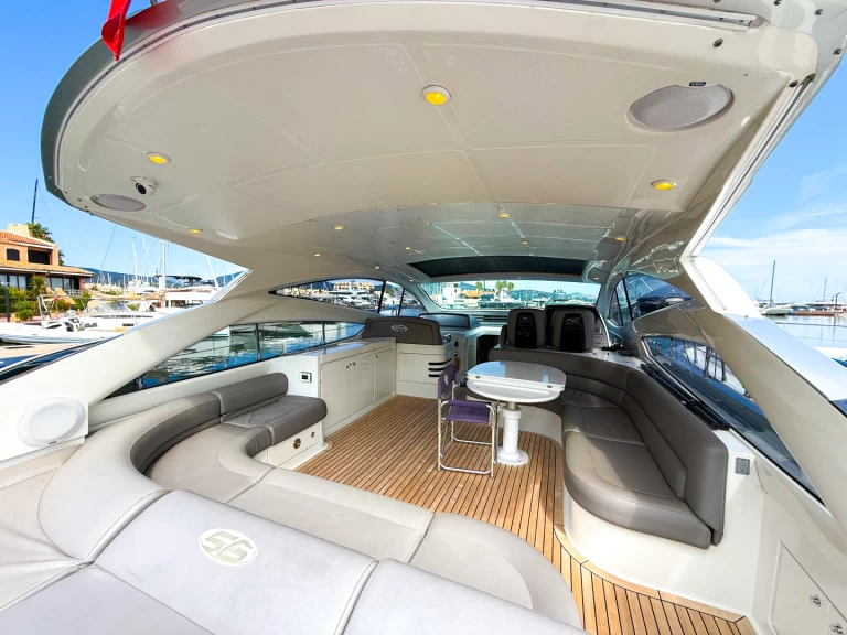 Noleggio Barca a motore persing con patente nautica