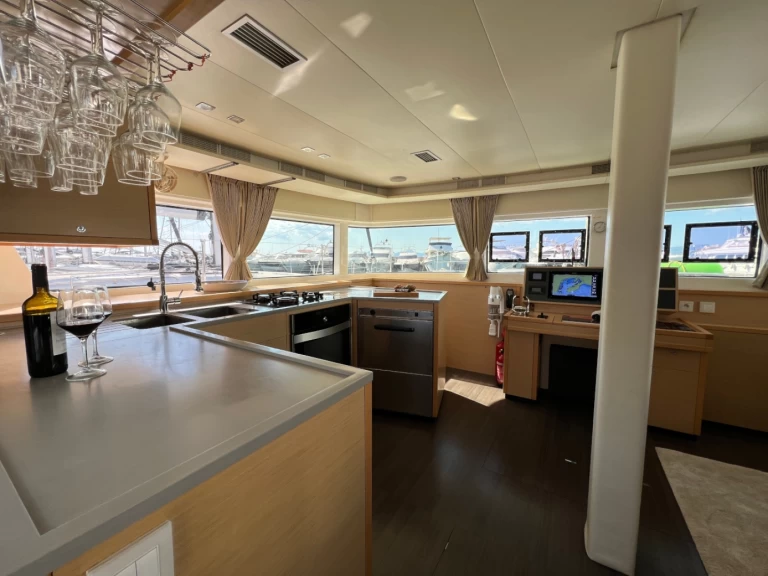 Lagoon Lagoon 52 F da affittare a  Cagliari