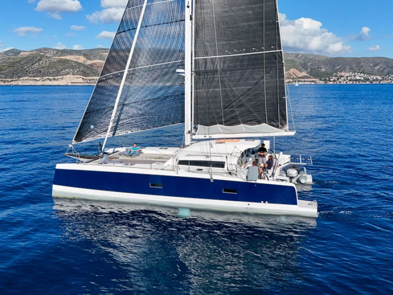 Noleggio Catamarano con o senza skipper Marsaudon Composites a Castelldefels