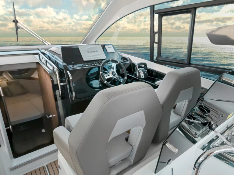 Noleggiare una Bénéteau Gran Turismo 32 OB a Barcellona