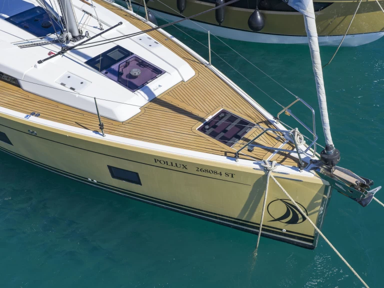 Barca a vela a noleggio a Castelli al miglior prezzo