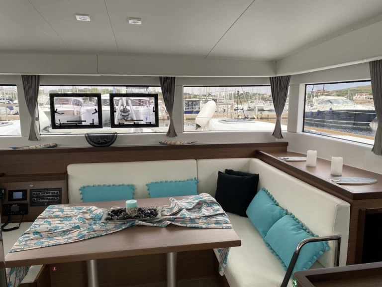 Noleggio barche Lagoon Lagoon 40 a Paros (Isola) su Samboat