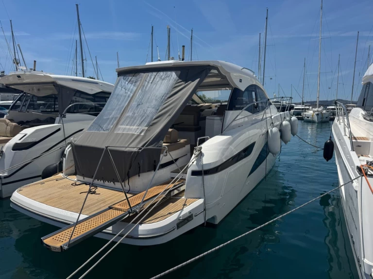 Noleggio Yacht di lusso con o senza skipper Bavaria a Trogir