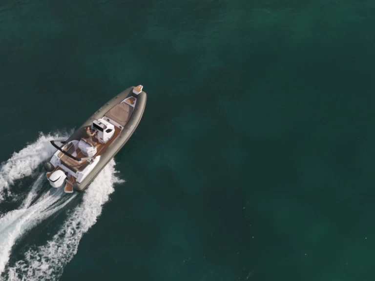 Italboats Predator 700 T da affittare a  Sebenico