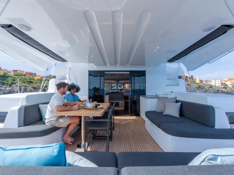 Noleggio a Álimos – Lagoon Lagoon 51 su SamBoat