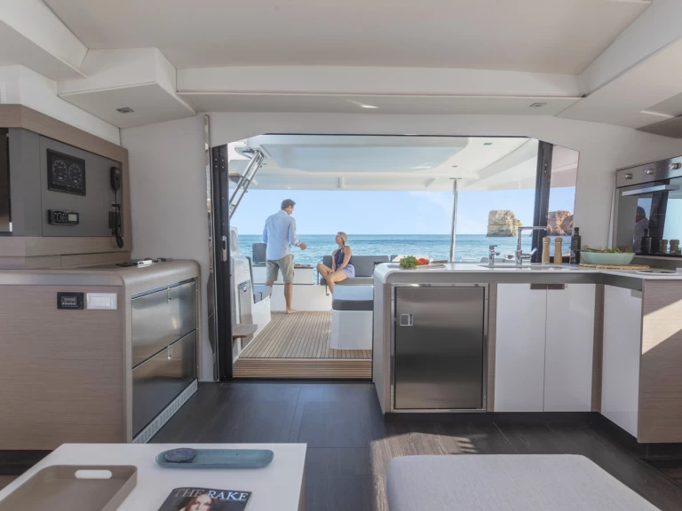 Fountaine Pajot Elba 45 S da affittare a  Cogolin