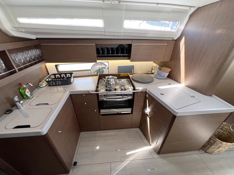 Noleggio barche Álimos economico Oceanis 40.1