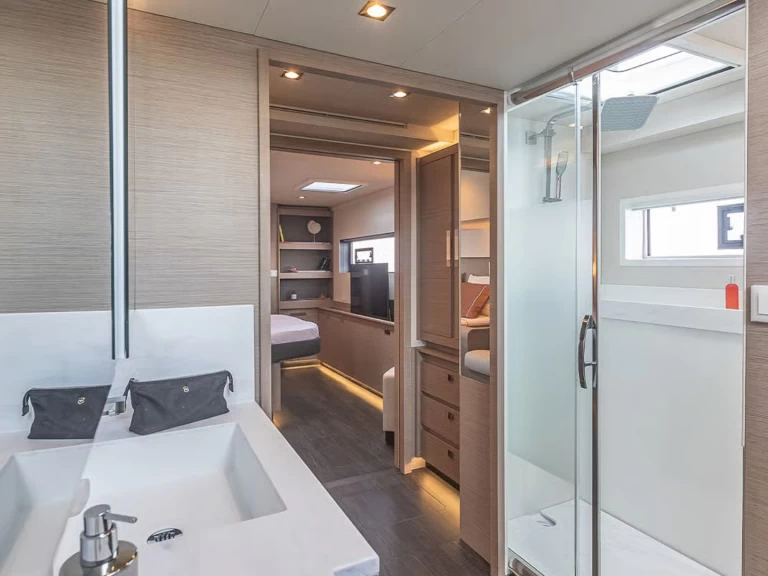 Catamarano a noleggio a Palermo al miglior prezzo