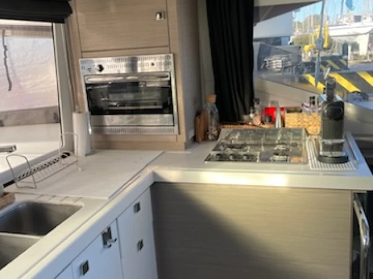 Catamarano a noleggio a Cogolin al miglior prezzo