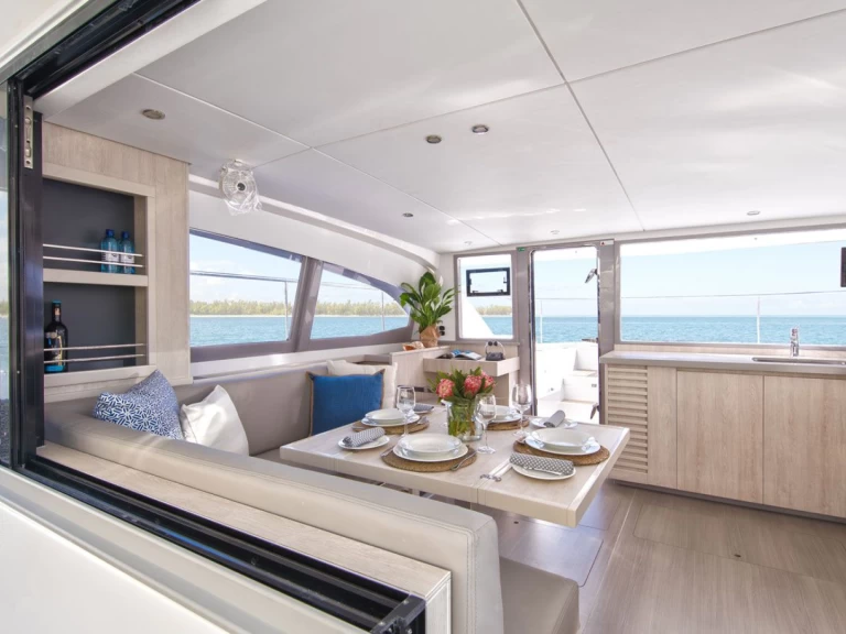 Noleggio Barca a motore a Sant Antoni de Portmany – Leopard Leopard 43 Power Cat Full Equipe