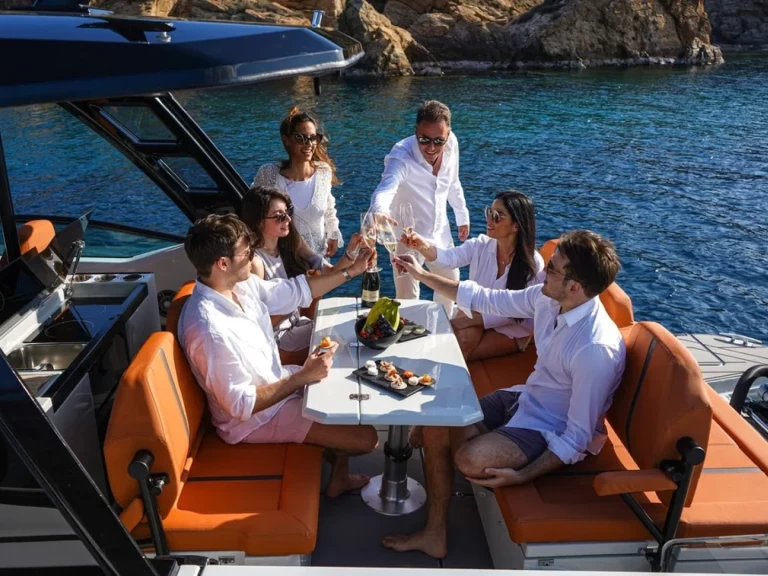 Noleggio a Cannes – Saxdor Saxdor 320 GTO su SamBoat