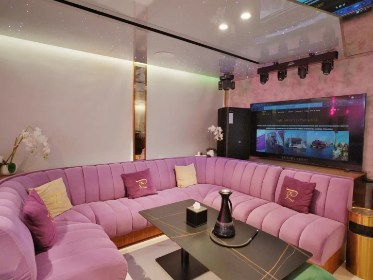 Noleggio Yacht di lusso con o senza skipper Al Kous Marine a Dubai Marina