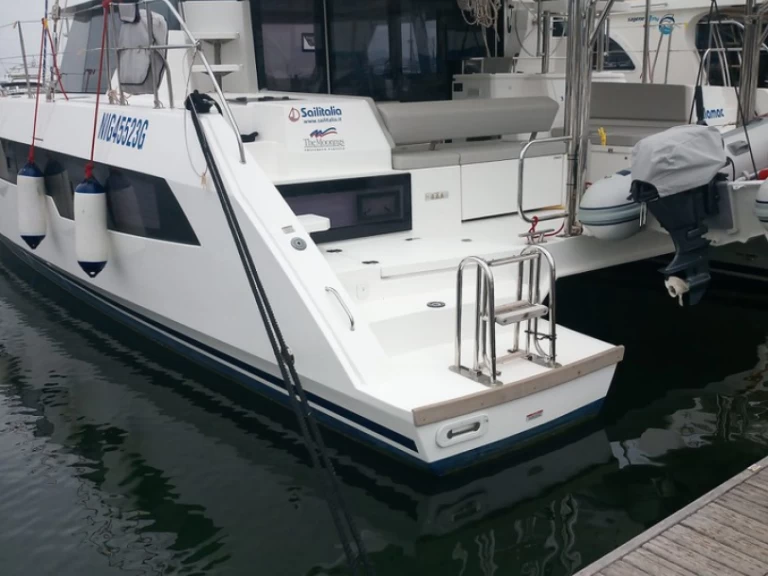 Noleggio a Cannigione – Leopard Catamarans / Robertson & Caine Leopard 42 - 4 cab. su SamBoat