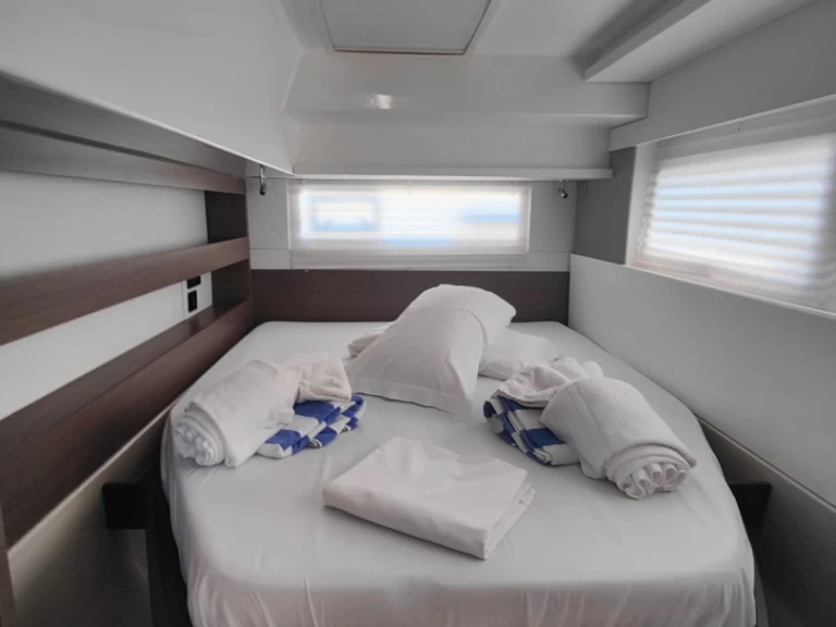 Noleggio a Procida – Leopard Catamarans / Robertson & Caine Leopard 42 - 4 cab. su SamBoat