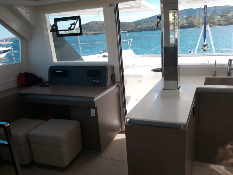 Noleggio a Cannigione – Leopard Catamarans / Robertson & Caine Leopard 50 - 5 + 1 cab su SamBoat