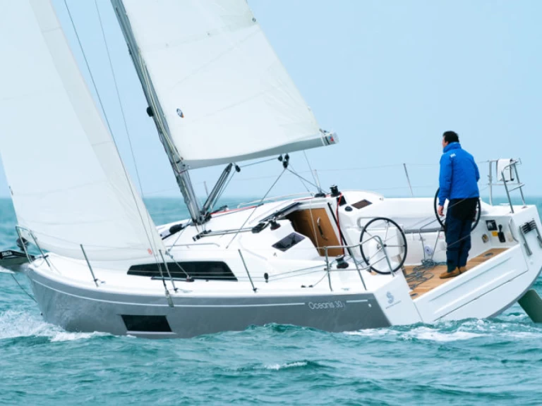 Noleggio barche Procida economico Oceanis 30.1