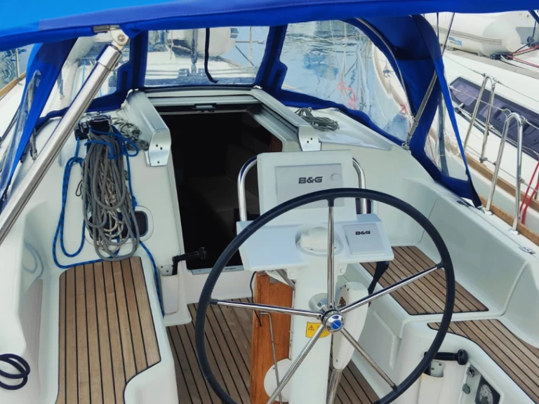 Noleggio Barca a vela a Procida – Bénéteau Oceanis 31
