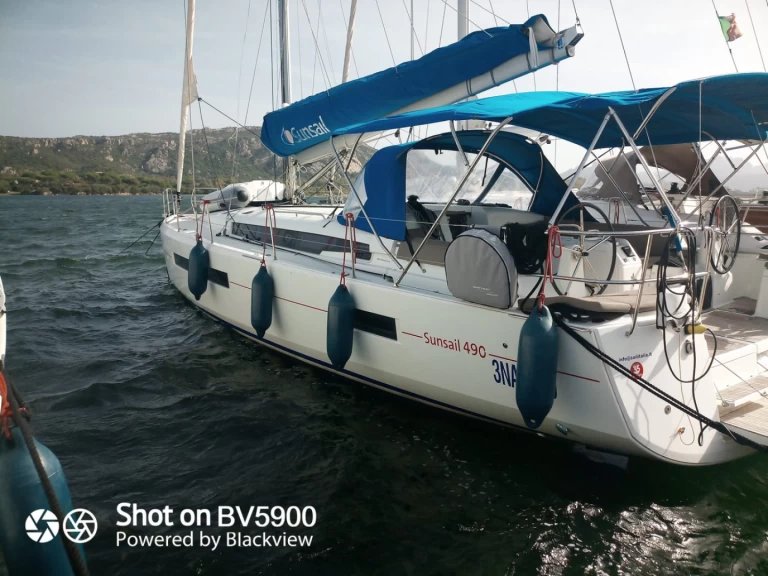 Noleggio barche Cannigione economico Sun Odyssey 490