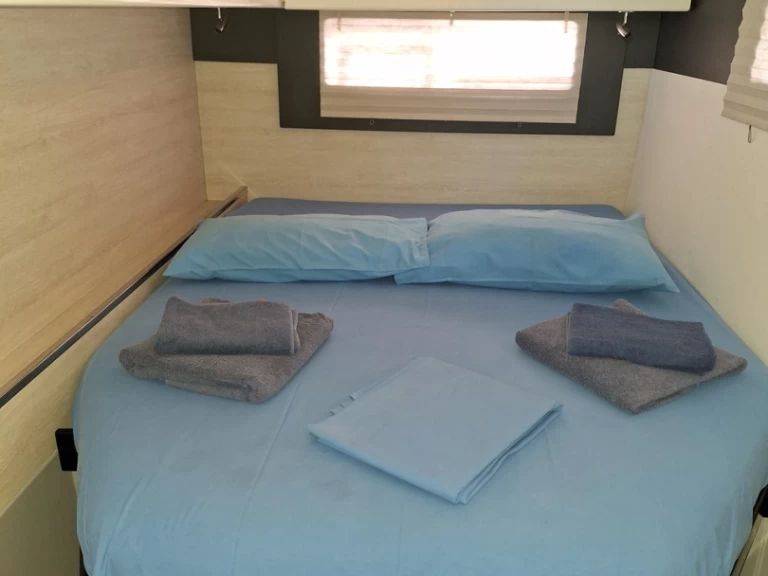 Noleggio barche Furnari economico Leopard 40