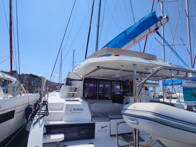 Noleggio a Procida – Leopard Catamarans / Robertson & Caine Leopard 42 - 4 cab. su SamBoat